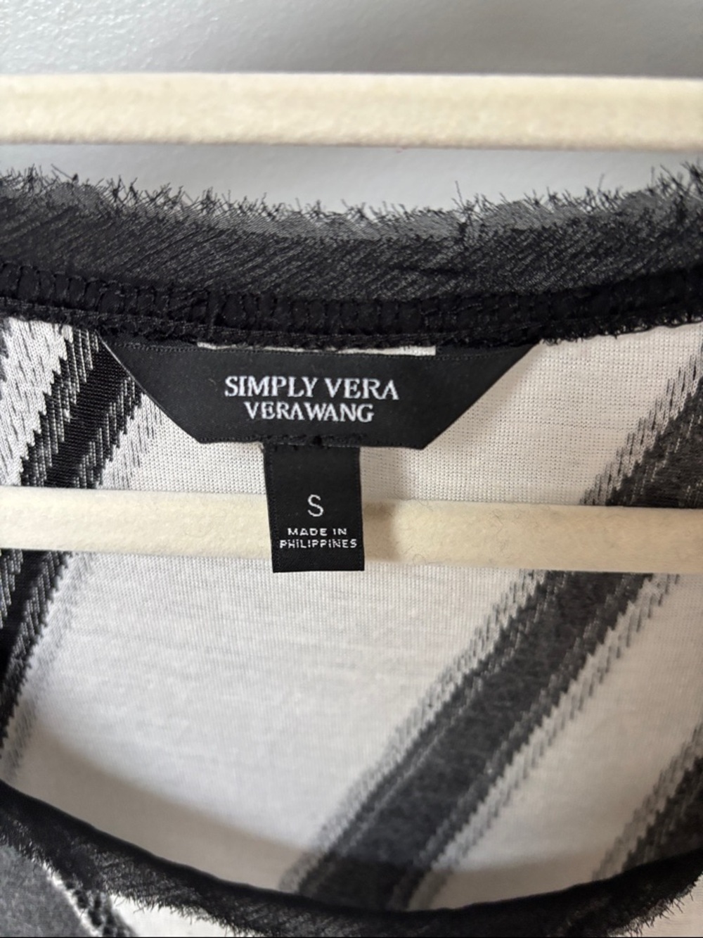 Vera Wang Black White Gray Striped V-Pattern Tank - Picture 3 of 3